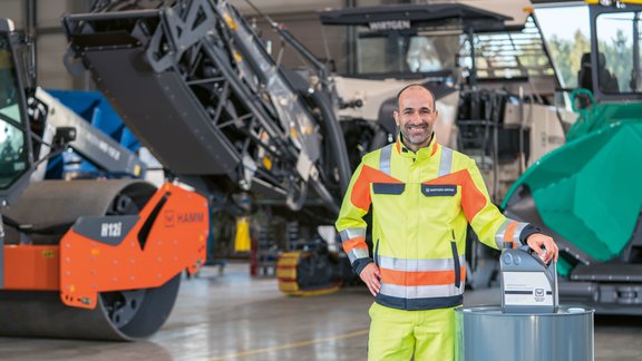 Быстроизнашивающиеся детали: наборы фильтров, комплекты для технического обслуживания, смазочные материалы