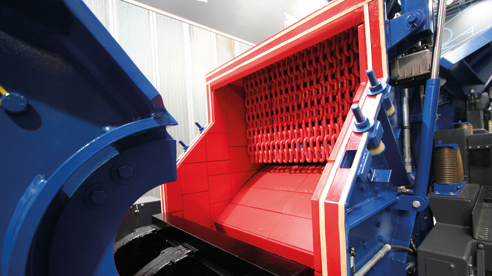 Цепная завеса